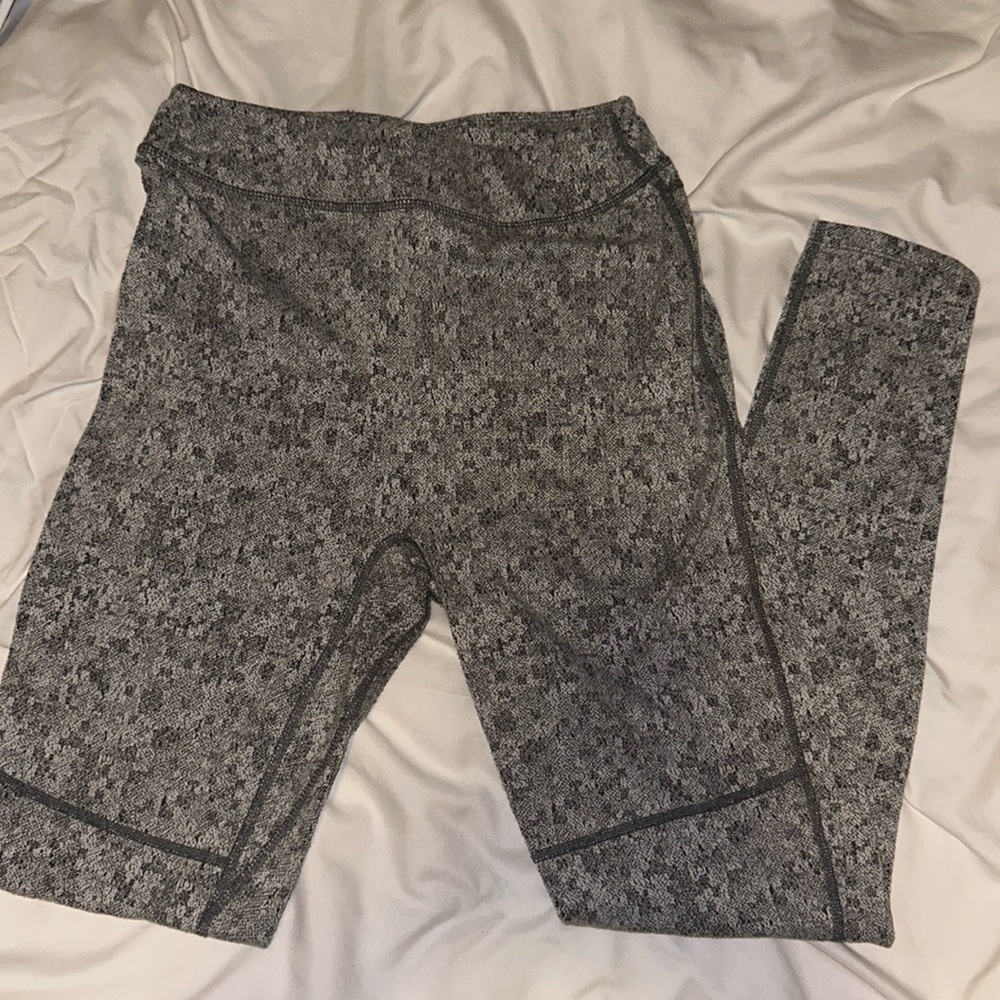 Dry gym shark leggings - size medium